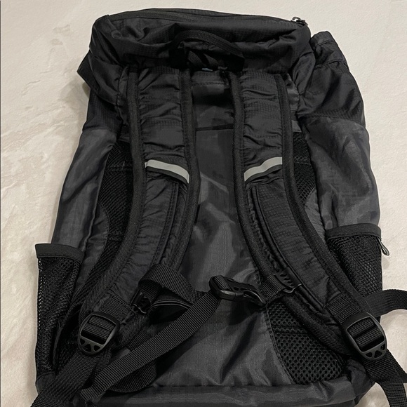 ☺️ Field & Stream Black Backpack - Picture 7 of 8